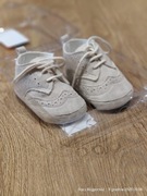 Buty niechodki beżowe do chrztu 11 cm