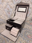 Szkatułka na Biżuterię Kuferek Pudełko Organizer Elegancki Pojemny Etui Box