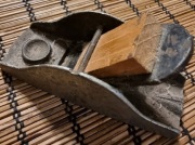 Stary miniaturowy ,metalowy strug( hebel) do drewna z lat 70-tych 