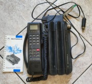 Motorola Associate 2000 telefon samochodowy retro NMT lata 90 z instrukcją