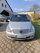 SPRZEDAM W B.DOBRYM STANIE JAK NA SWÓJ WIEK