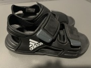 Sandały czarne Adidas Rozmiar 27