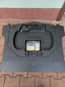  mazda 3bm htb wypełnienie bagażnika z zestawem naprawczym