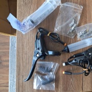 zestaw montażowy hydraulicznych manetek hamulcowych Goodtaste GT03