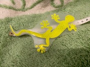 naklejka jaszczurka, gekon odblaskowy na samochód