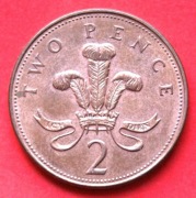 2  Pensy  2007  r -     Anglia   Korona pióropusz  stan !!