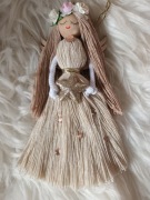 Świąteczny aniołek, makramowy, 10 x 17 cm