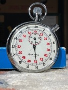 zabytkowy, szwajcarski stoper marki Leonidas Sprawny O.