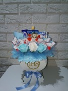 Prezent na Komunię Upominek na komunię Kielich drewniany słodki bukiet