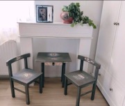 Wyjątkowy kącik kawowy Vintage Duński stolik i krzesła (Shabby Chic) antyk 