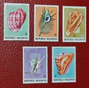 !!! MALEDIWY  / MUSZLE MORSKIE / 5szt... PEŁNA_SERIA...CZYSTE**!!!