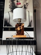 Lampa z drewna oliwnego i żywicy epoksydowej | MARYLIN