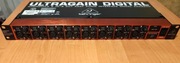 Behringer ADA8200