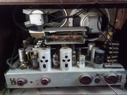 Stare radio na części.