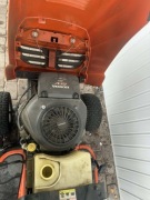 Traktorek Kosiarka Husqvarna + zgarniacz śniegu