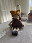 Lalka z ubrankami zrobiona na szydełku, crochet doll