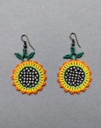 Kolczyki z koralików Huichol rękodzieło kwiaty wiszące handmade kwiatki