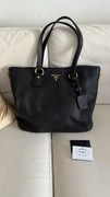 Prada czarna skórzana torba  