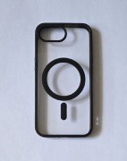 Etui/case przezroczyste z czarnymi elementami i z MagSafe na iPhone'a 16e