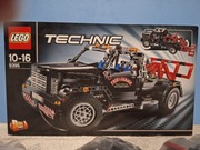 LEGO 9395 Technic - Furgonetka pomocy drogowej