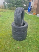 Opony zimowe 235/55R17 triangle stan bardzo dobry