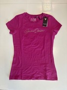 T-shirt znanej marki Guess