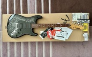 Gitara elektryczna Fender FSR Stratocaster Black Paisley HSS RW super stan