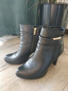 Damskie skórzane botki 39