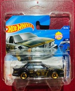 Hot Wheels Mainline 2025 - BMW 635 Csi + Protektor