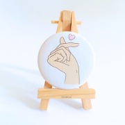 Przypinka koreańskie serce