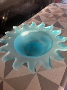 Półmisek, patera z kolorowego szkła w kształcie słońca