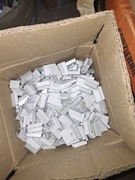 Zapinki metalowe blaszane 16mm białe 1600 szt