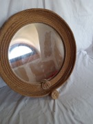 Stare ozdobne lustro