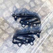 Jeep Grand Cherokee WL 2022r. - zawiasy maski