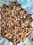 Orzechy włoskie ręcznie łuskane z 2025r