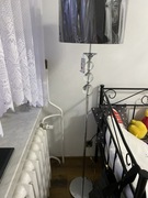 Czarna lampa z kryształkami 