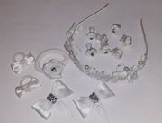 Opaska spinki gumki zestaw ozdób komunijnych biel