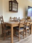 Tytuł: Rodzinny zestaw IKEA: Rozkładany stół i krzesła x6 