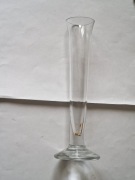 Szklany Wazon Dekoracyjny – Wysokość 18 cm