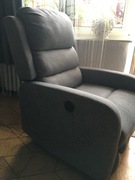 wygodny fotel szary automatycznie rozkladany