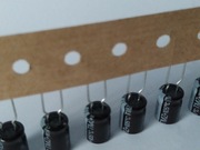 Kondensator SAMSUNG 330uF 10V 105°C Elektrolit