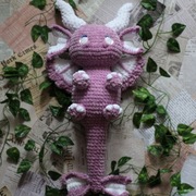 Smok wrzosowy na szydełku amigurumi zabawka pluszak handmade