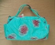 Turkusowa torebka w kwiaty, do letnich kreacji, pasek na ramię, nowa