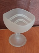 duże pucharki do lodów deserów