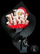 Słodki bukiet ze słodyczami kinder