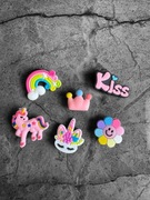 Przypinki do butów ( na przykład Crocs )