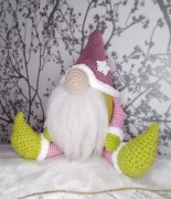Amigurumi gnom, krasnal, skrzat, rękodzieło