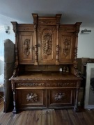 Kredens rzeźbiony gdański oraz stół