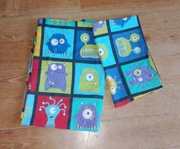 Pościel w potworki dwustronna kołdra 130 x190 cm, poduszka 46 x 74 cm