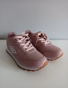 Nowe różowe buty Umbro sport fitness